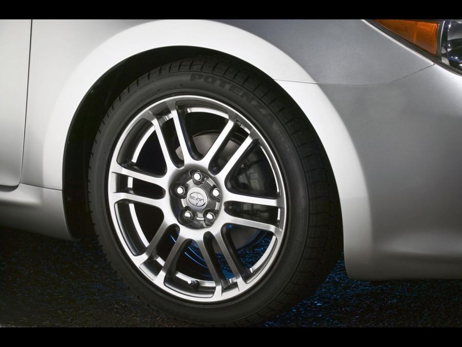  Scion tC 2005 года  (фото 64 из 130)